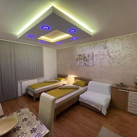 Apartman Bondi 2 클라도보 외부 사진