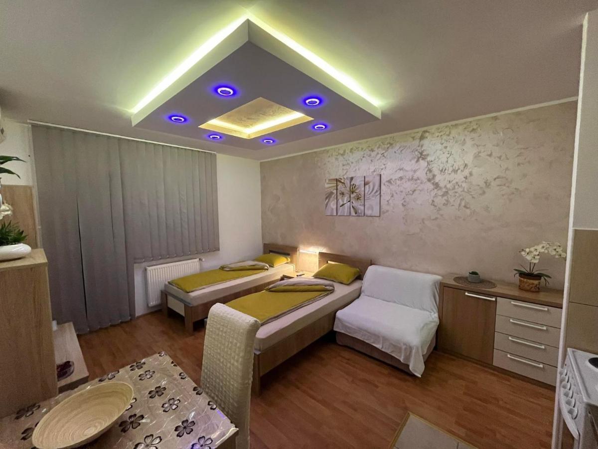 Apartman Bondi 2 클라도보 외부 사진